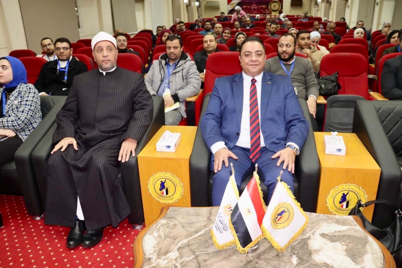 معهد إعداد القادة يطلق برنامجًا لتأهيل سفراء مصر الأكاديميين عالميًا