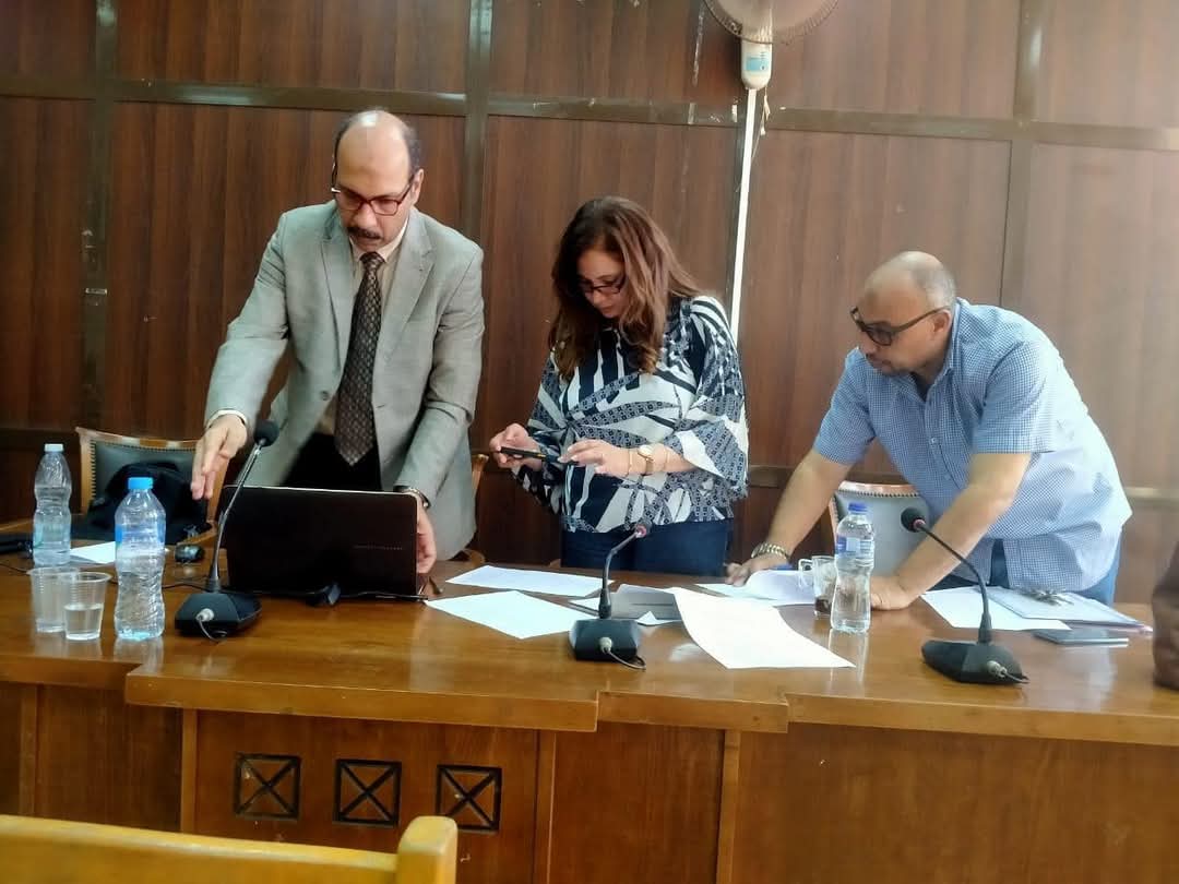 طالب من جامعة حلوان ضمن العشرة الأوائل في المشروع الوطني للقراءة