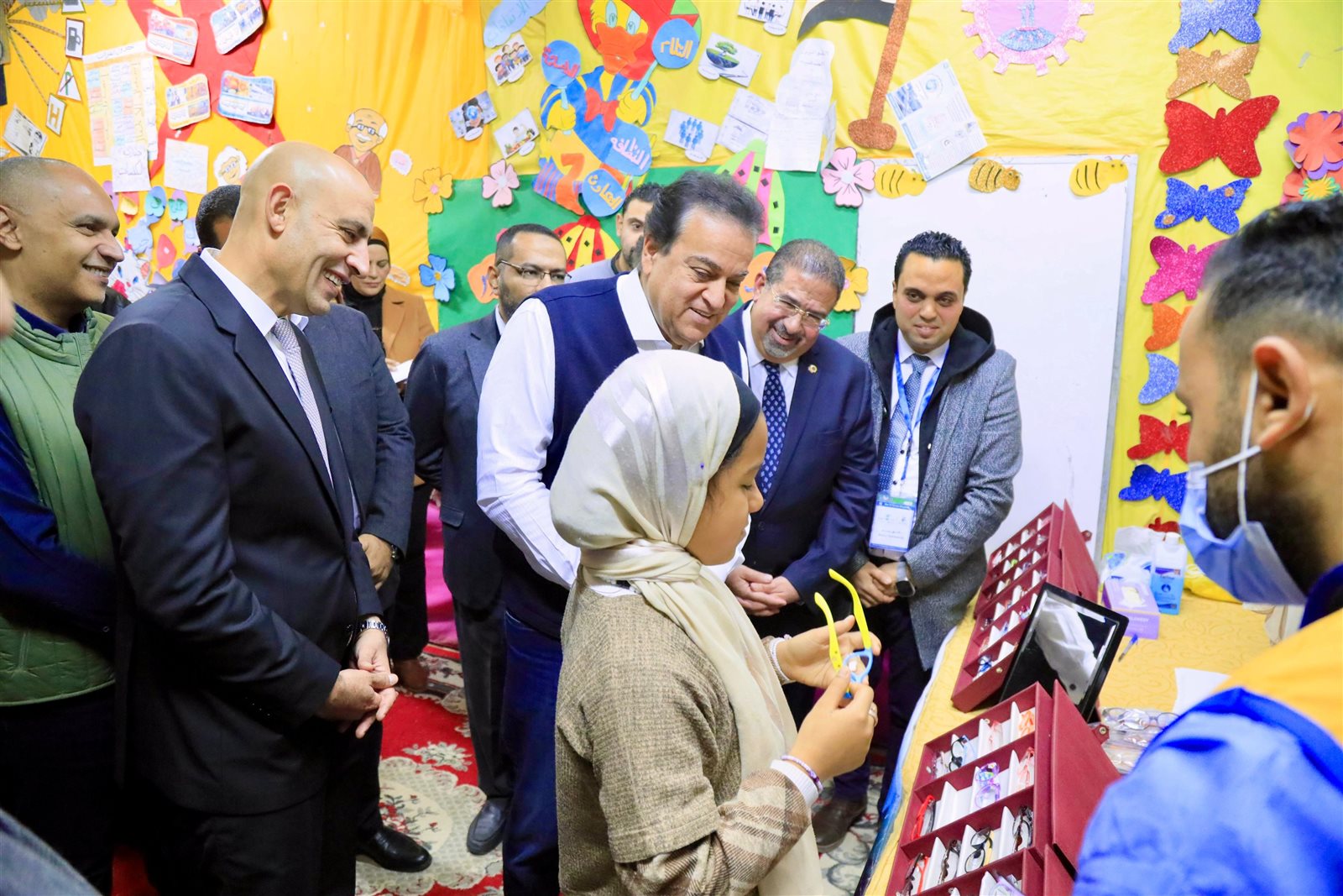 وزيرا التربية والتعليم والصحة يتفقدان مبادرة عيون أطفالنا مستقبلنا بالغربية
