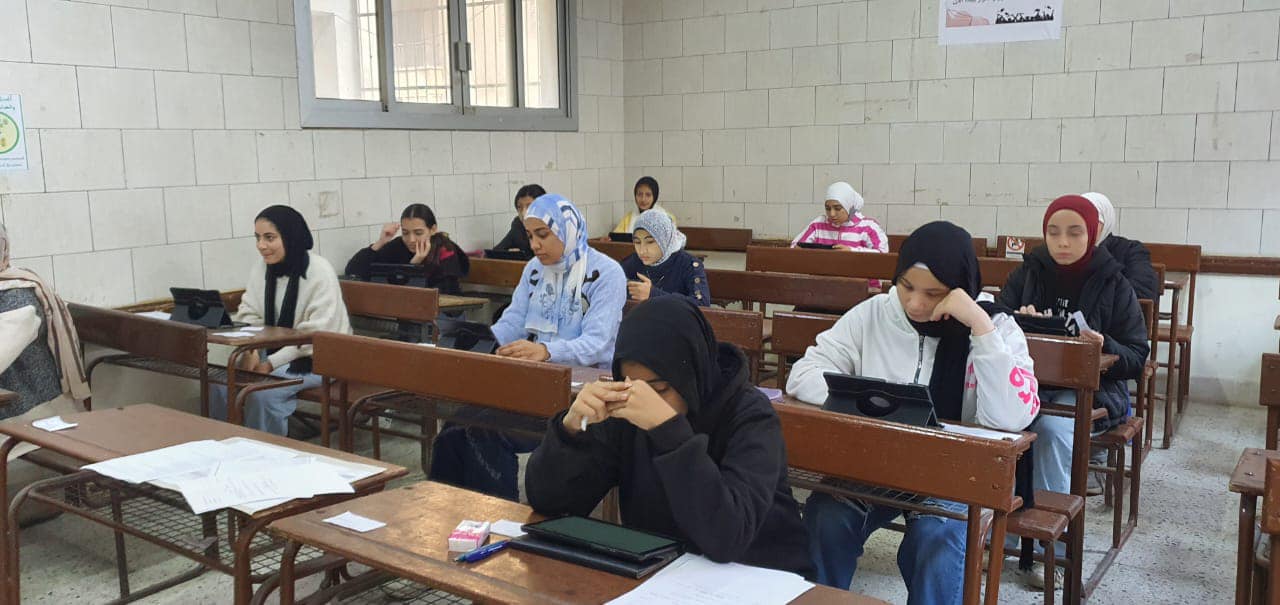 مدير تعليم الغربية يتابع انطلاق امتحانات الفصل الدراسي الأول وسط إجراءات مشددة