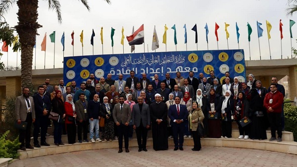 التعليم العالي تطلق برنامج سفراء الوطن لتأهيل الكوادر الأكاديمية