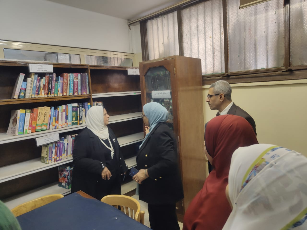 رئيس جامعة سوهاج يستقبل لجنة قطاع التمريض لتقييم برنامج علوم التمريض المكثف