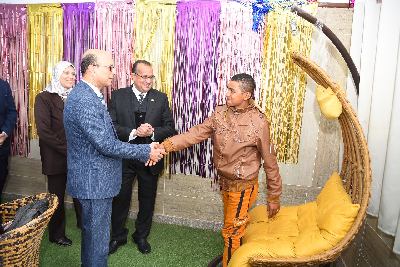 جامعة أسيوط تواصل ريادتها في الخدمات الطبية بافتتاح وحدات جديدة لعلاج الأورام