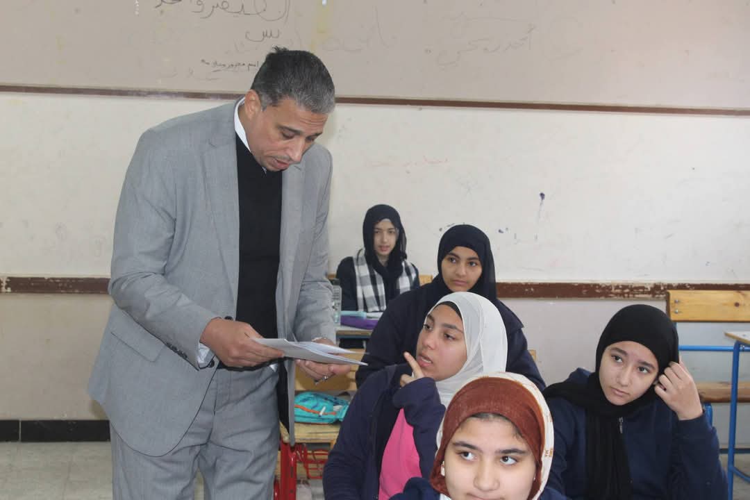 وكيل أول وزارة التربية والتعليم بالجيزة يقود جولة تفتيشية 