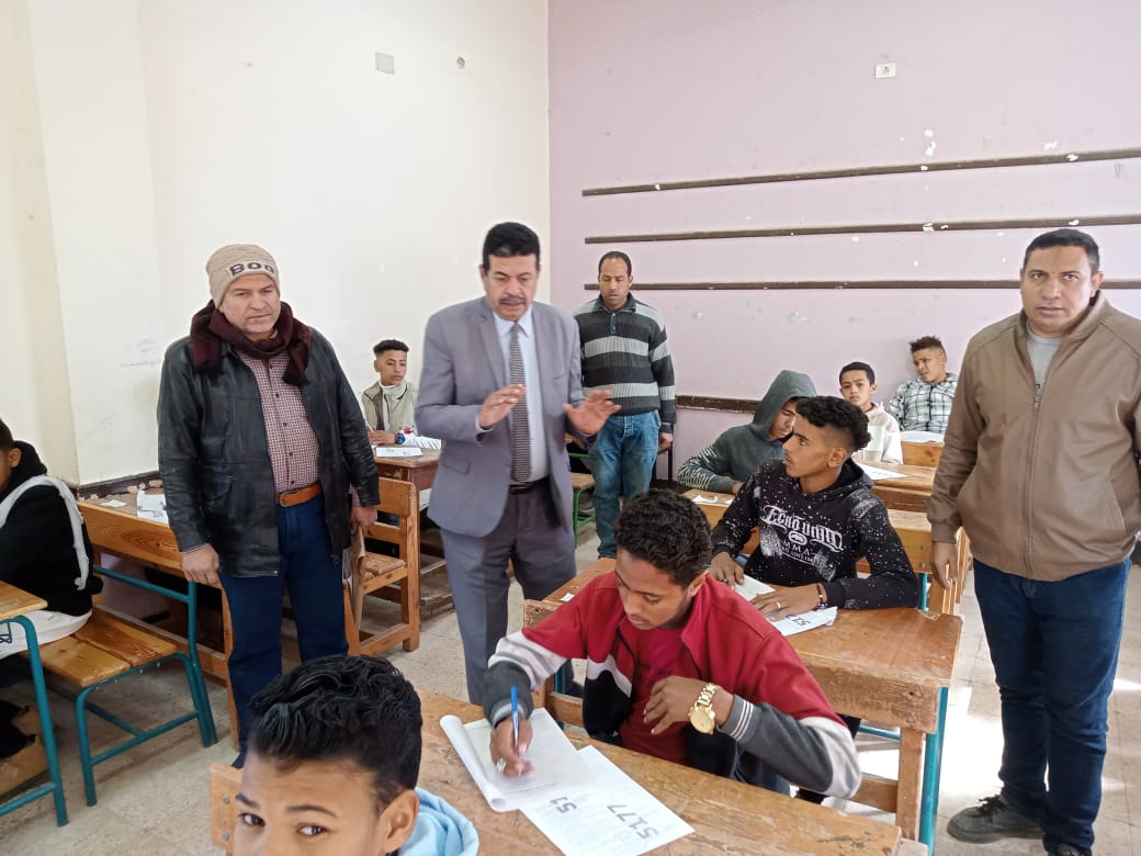 تعليم سوهاج يعلق على امتحانات الشهادة الإعدادية 