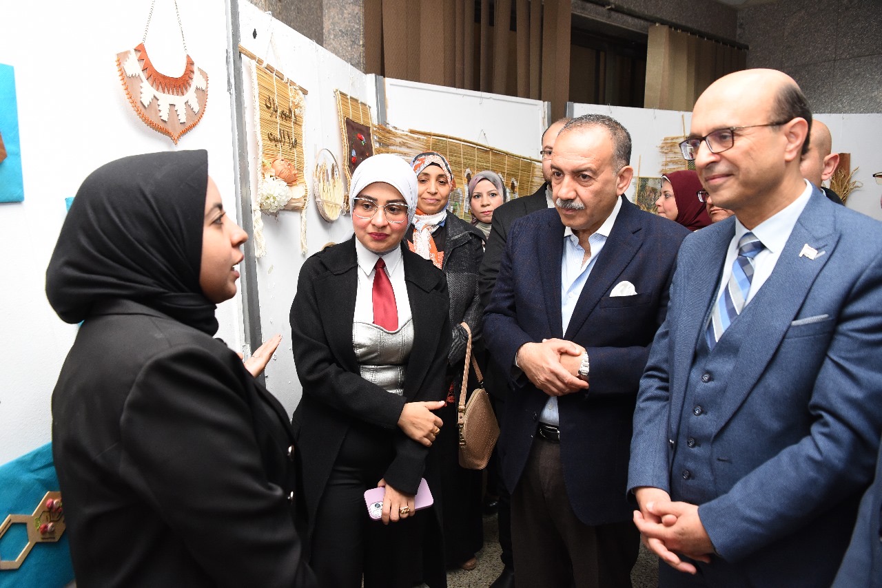 3307e081-da93-4f85-963d-9af0cba17a4d