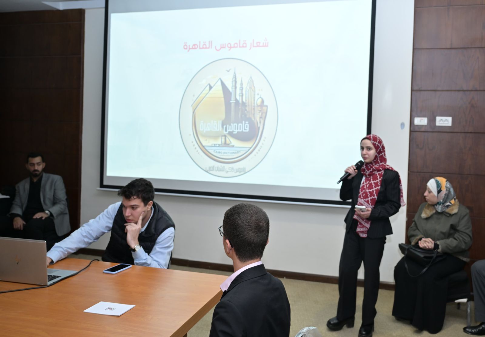 جامعة القاهرة تطلق أول قاموس عصري تفاعلي لدعم الشباب العربي