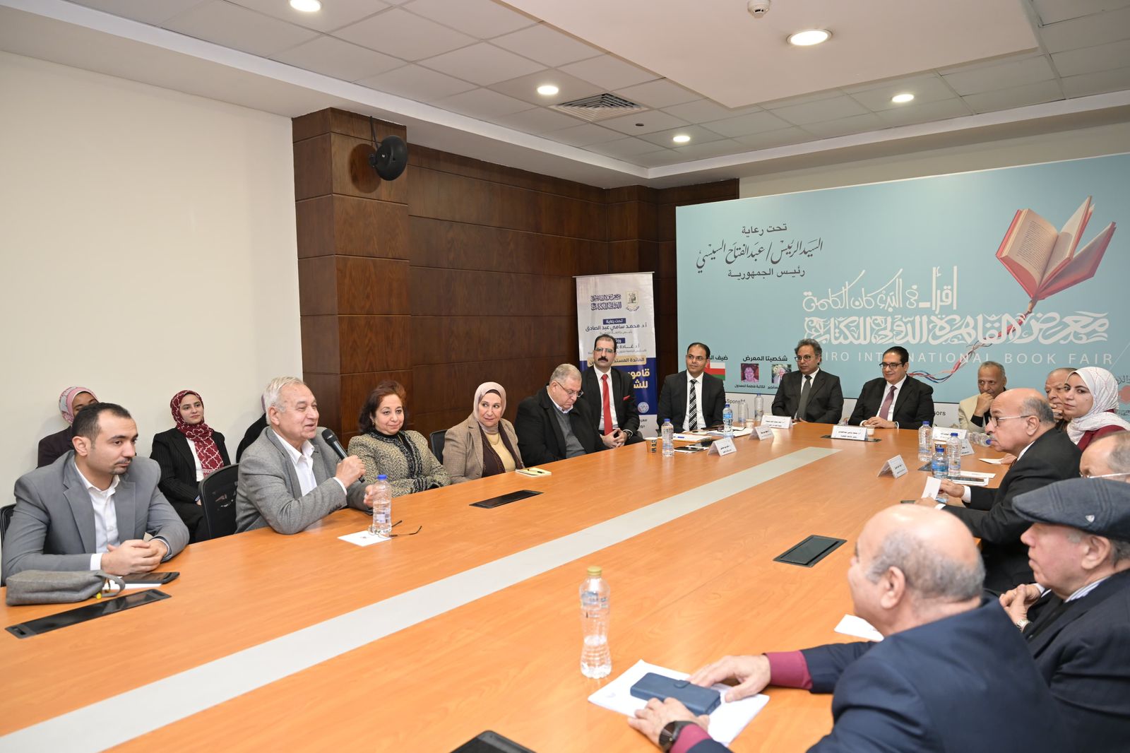 جامعة القاهرة تطلق أول قاموس عصري تفاعلي لدعم الشباب العربي