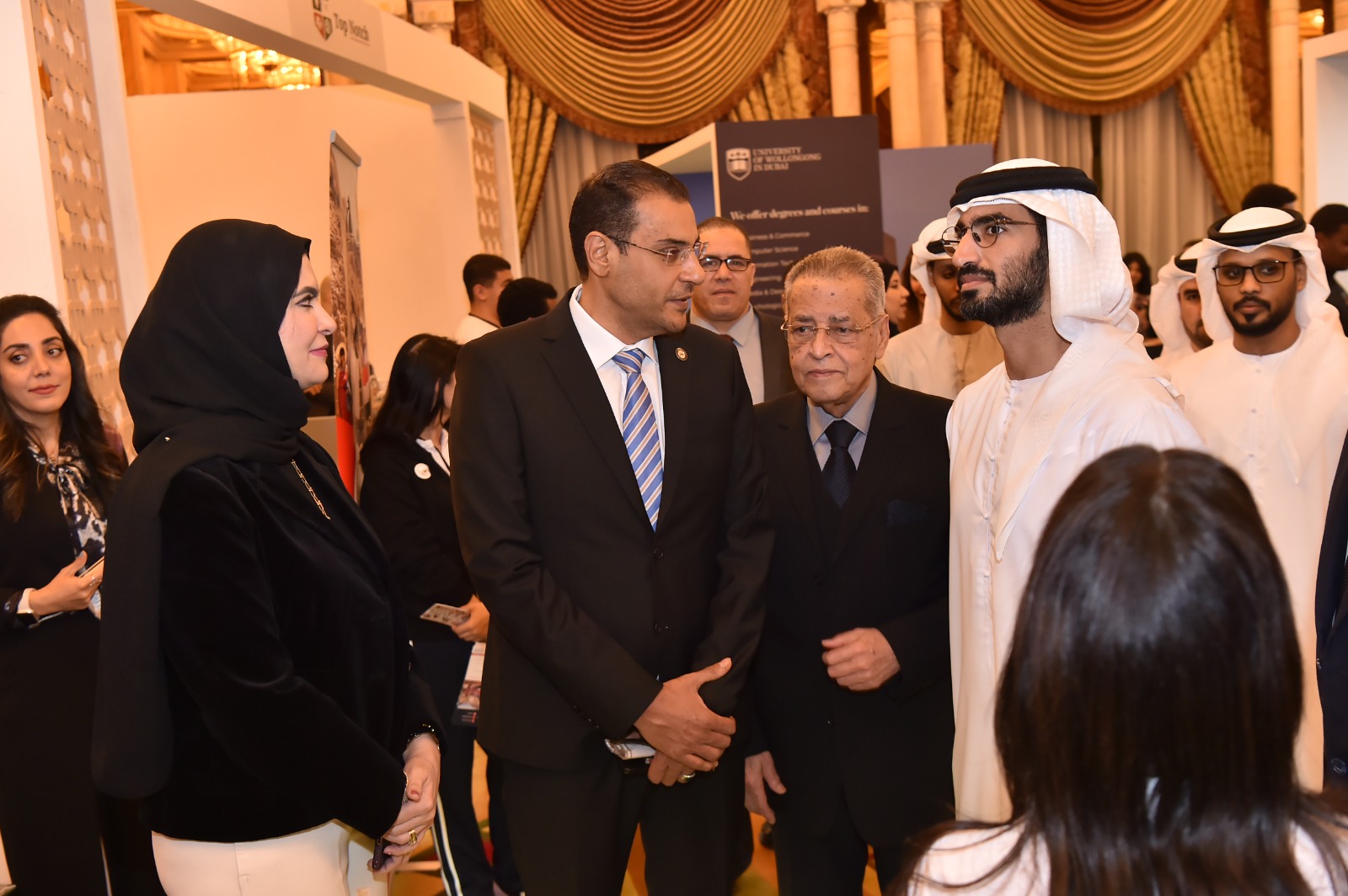 مصر تعزز مكانتها التعليمية بمشاركة متميزة في ملتقى التعليم الجامعي بالإمارات