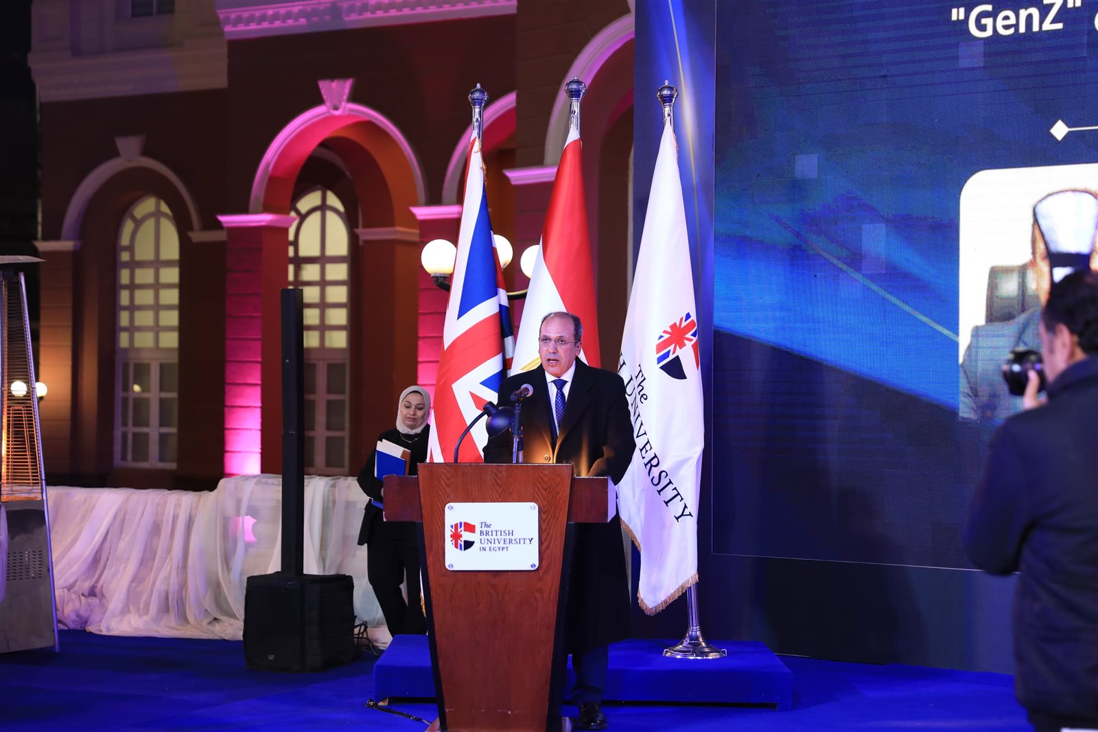 وزير التعليم العالي يحتفل بالمبتكرين ويكرم الفائزين في GENZ