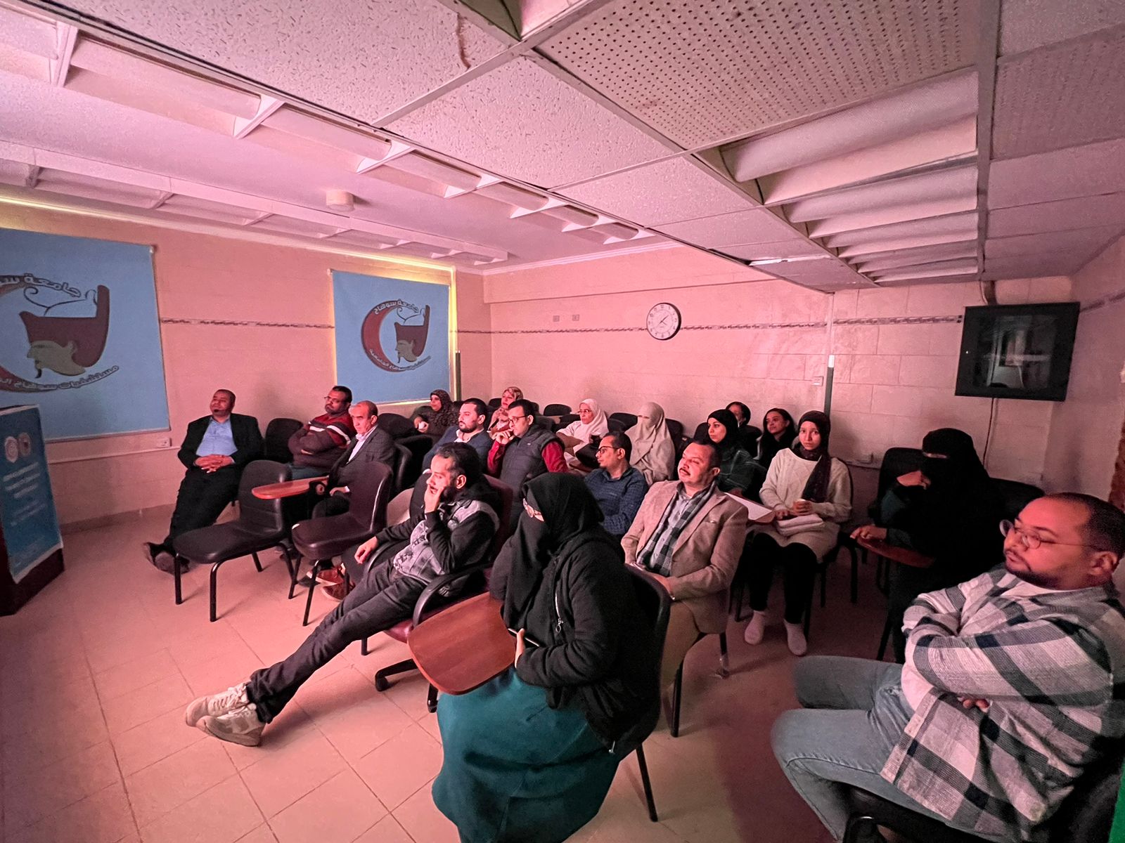 جامعة سوهاج تنظم ورشة عمل متخصصة حول المشيمة المتقدمة والملتصقة