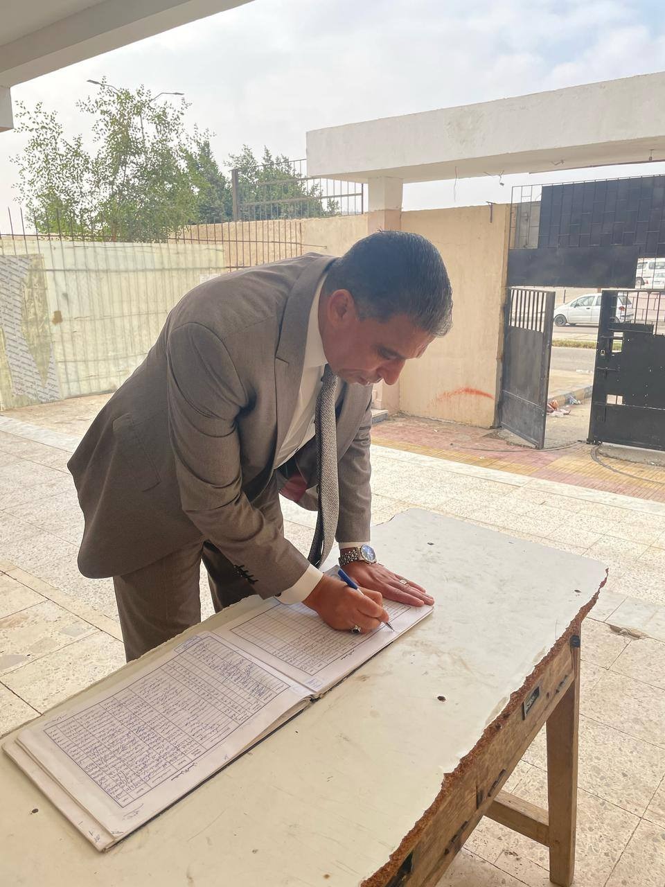 مدير تعليم الجيزة يضع خطة محكمة لانطلاقة قوية للفصل الدراسي الثاني