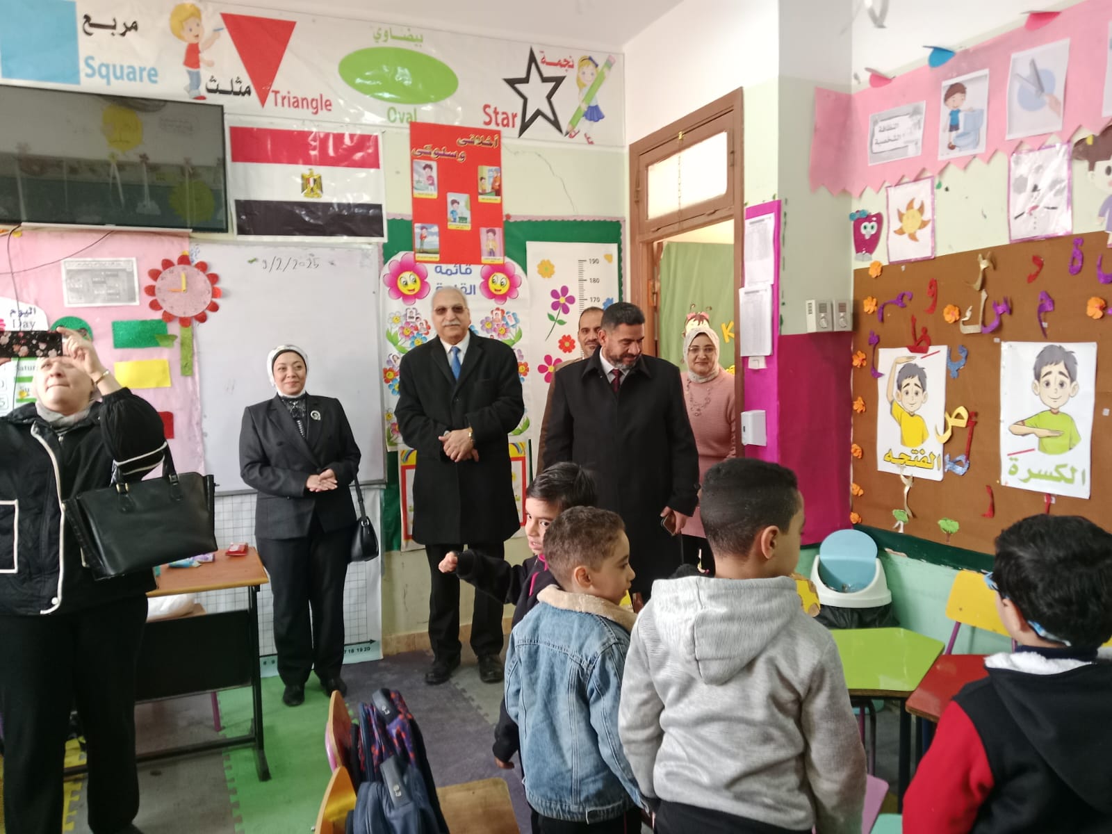 انتظام الدراسة في تعليم القليوبية ومتابعات مكثفة لتحقيق الانضباط