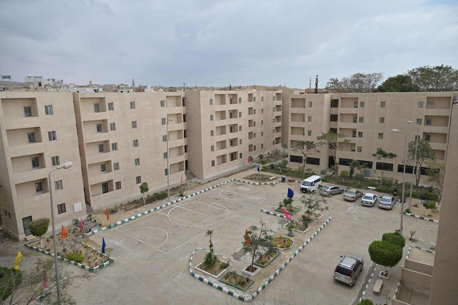 جامعة القاهرة تفتتح مدينة الطلبة بالشيخ زايد