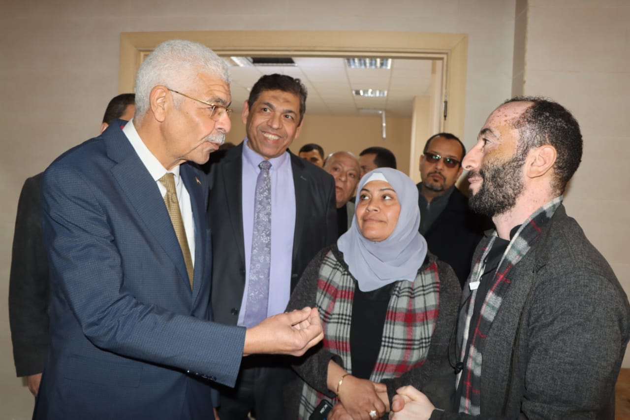 جولة تفقدية لرئيس جامعة المنوفية بكلية العلوم