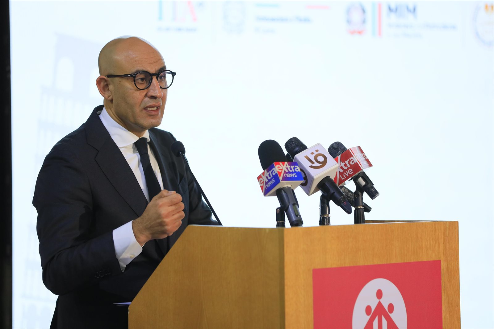 وزير التربية والتعليم ونظيره الإيطالي يفتتحان القرية الإيطالية بمعهد السالزيان دون بوسكو