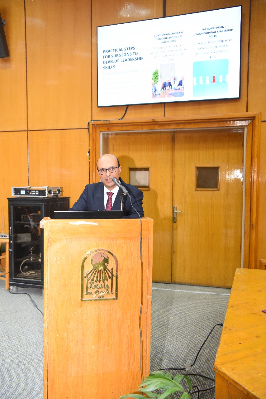 جامعة أسيوط تنظم ورشة عمل دولية حول جراحة الصدر بالمنظار