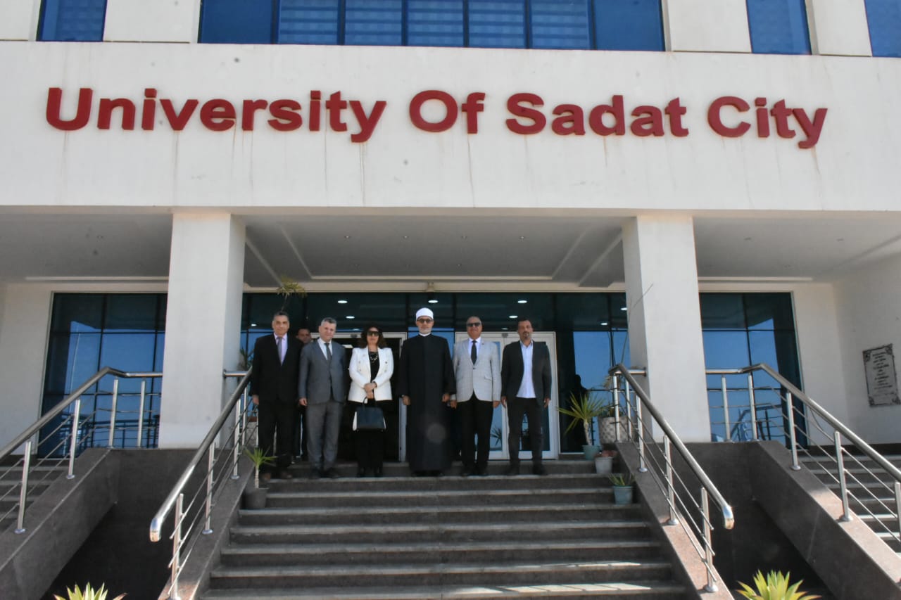 مفتي الجمهورية يزور جامعة السادات ويشارك في ندوة تثقيفية حول تجديد الخطاب الديني