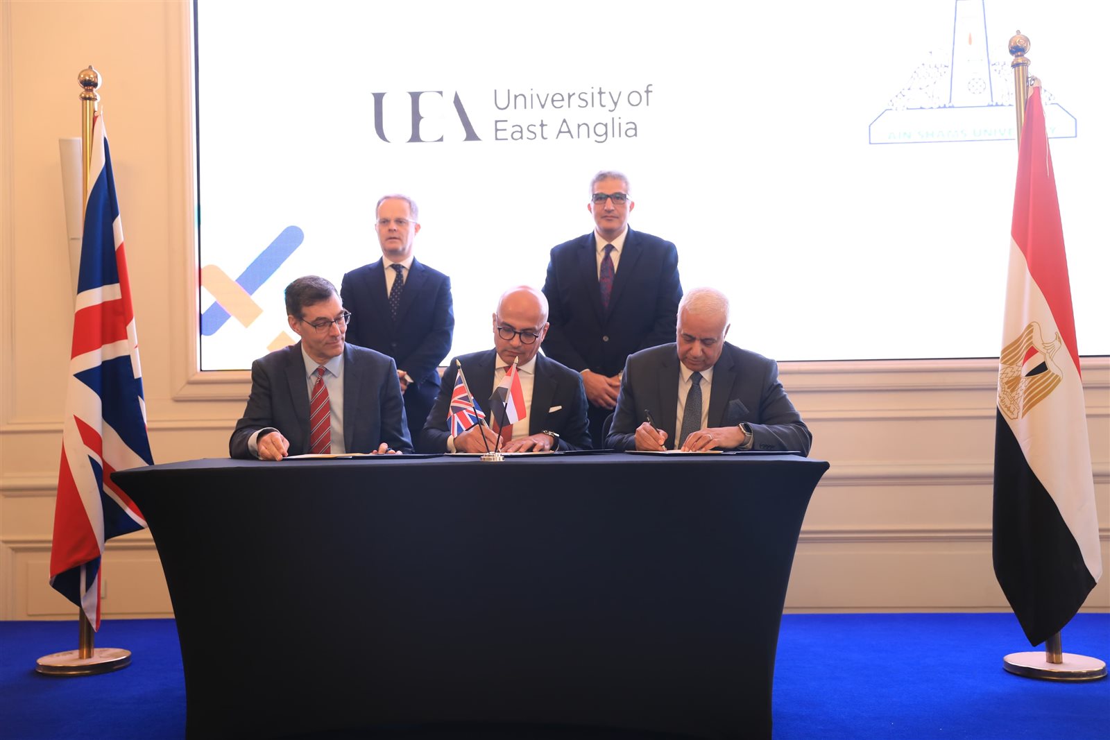 تعاون بين مصر والمملكة المتحدة في التعليم العالي