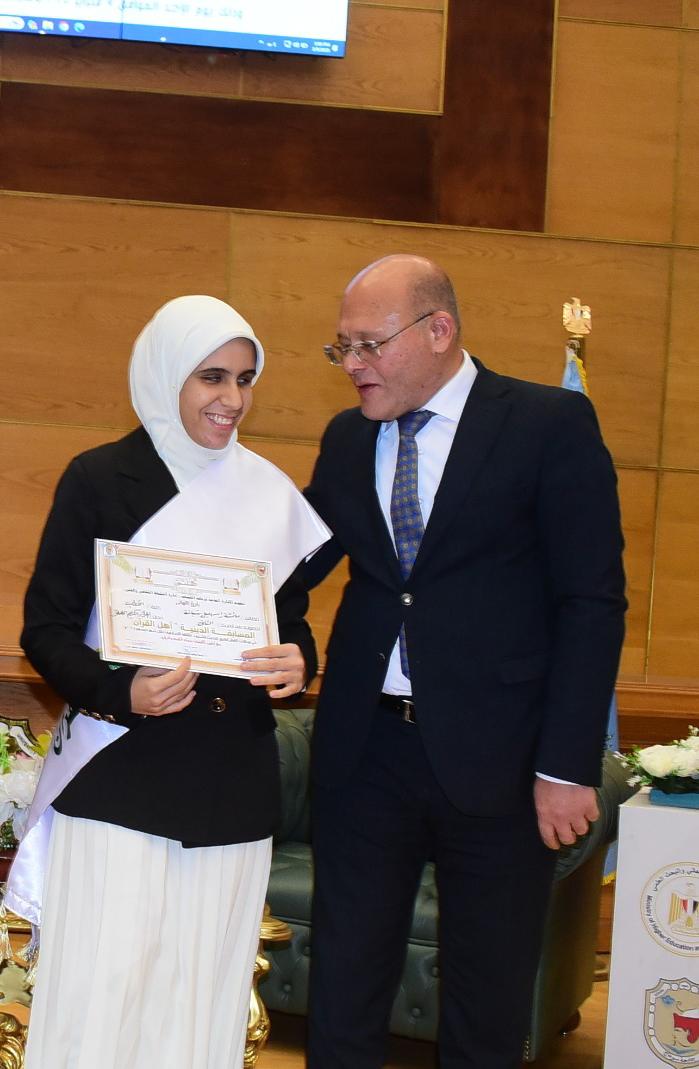 جامعة سوهاج تحتفل بحفظة القرآن الكريم في حفل تكريم مميز