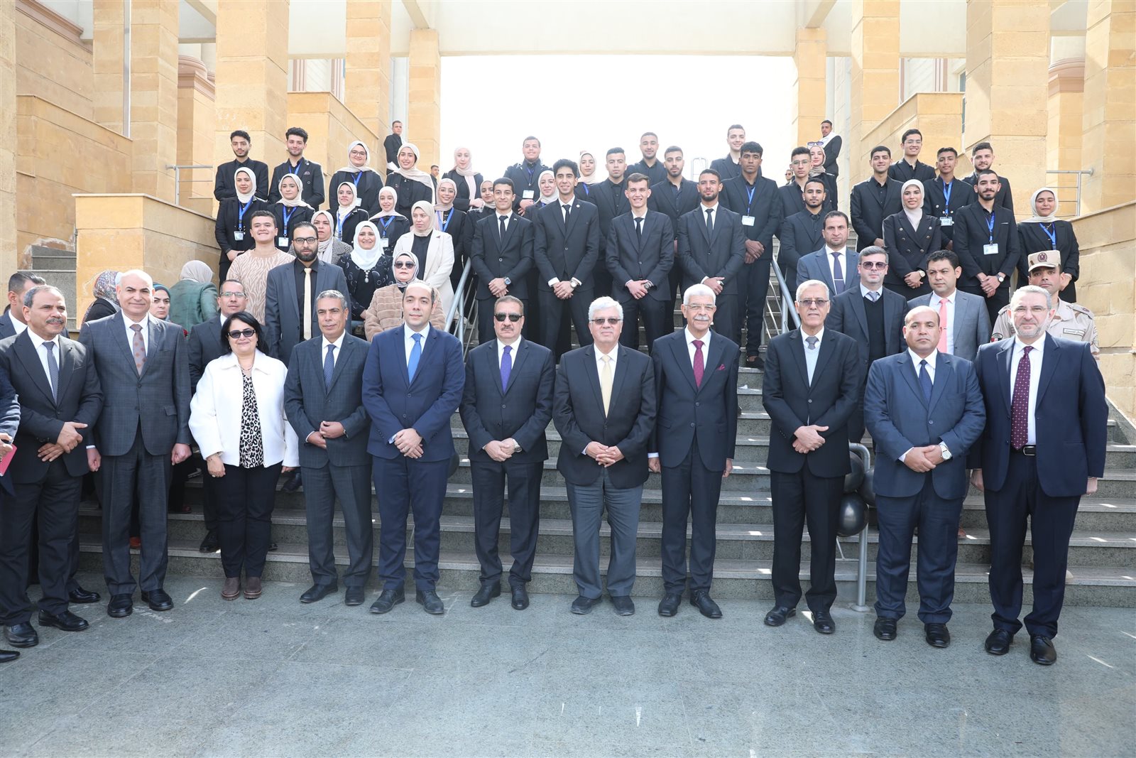 وزير التعليم العالي يتفقد جامعة المنوفية الأهلية