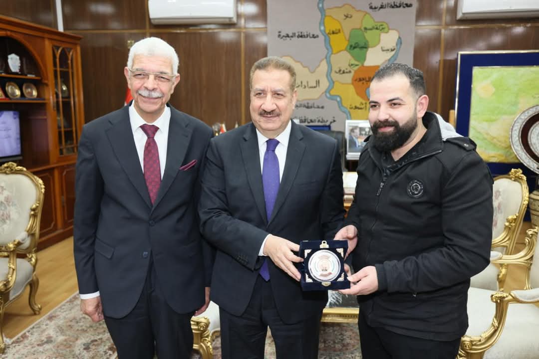 بحث آفاق التعاون في المجالات التعليمية والبحثية بين الجامعة والمحافظة