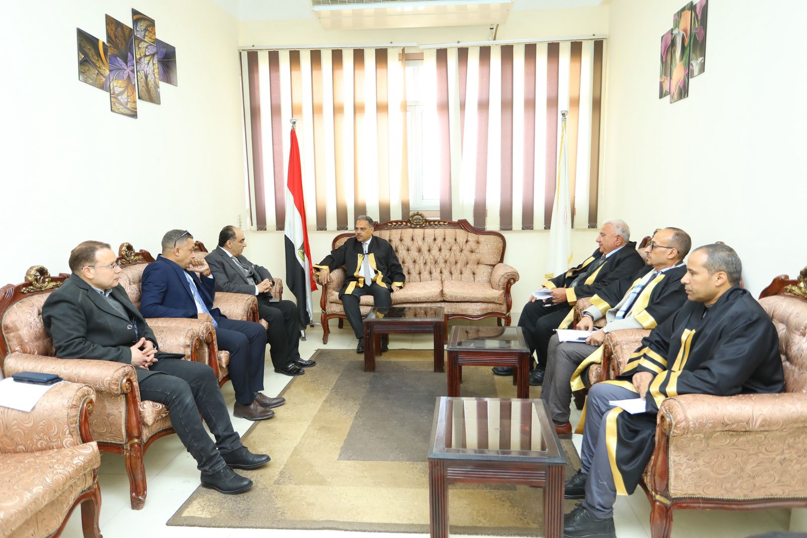 جامعة دمنهور تنظم الندوة الشعرية 