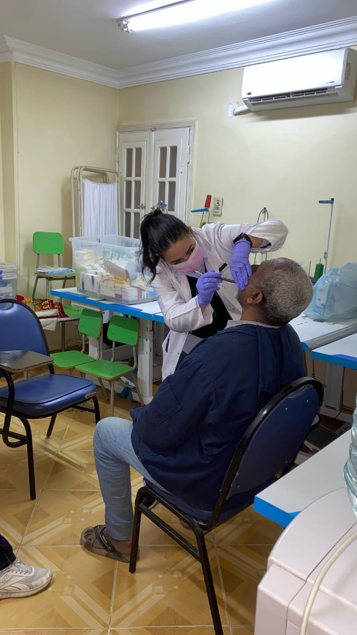 جامعة عين شمس تحتفل باليوم العالمي لصحة الفم والأسنان