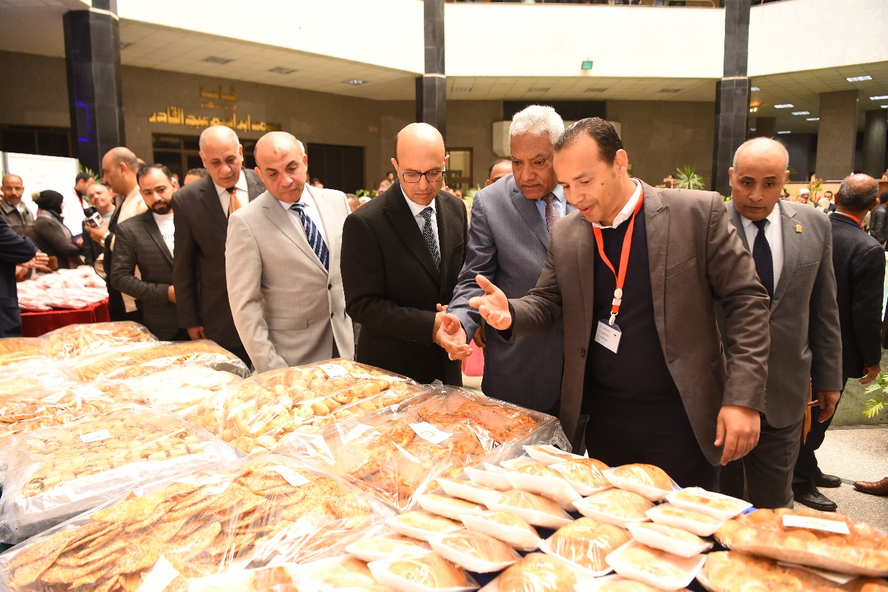 جامعة أسيوط تنظم معرض زراعي بعنوان غذاؤنا بأيدينا لاستقبال رمضان