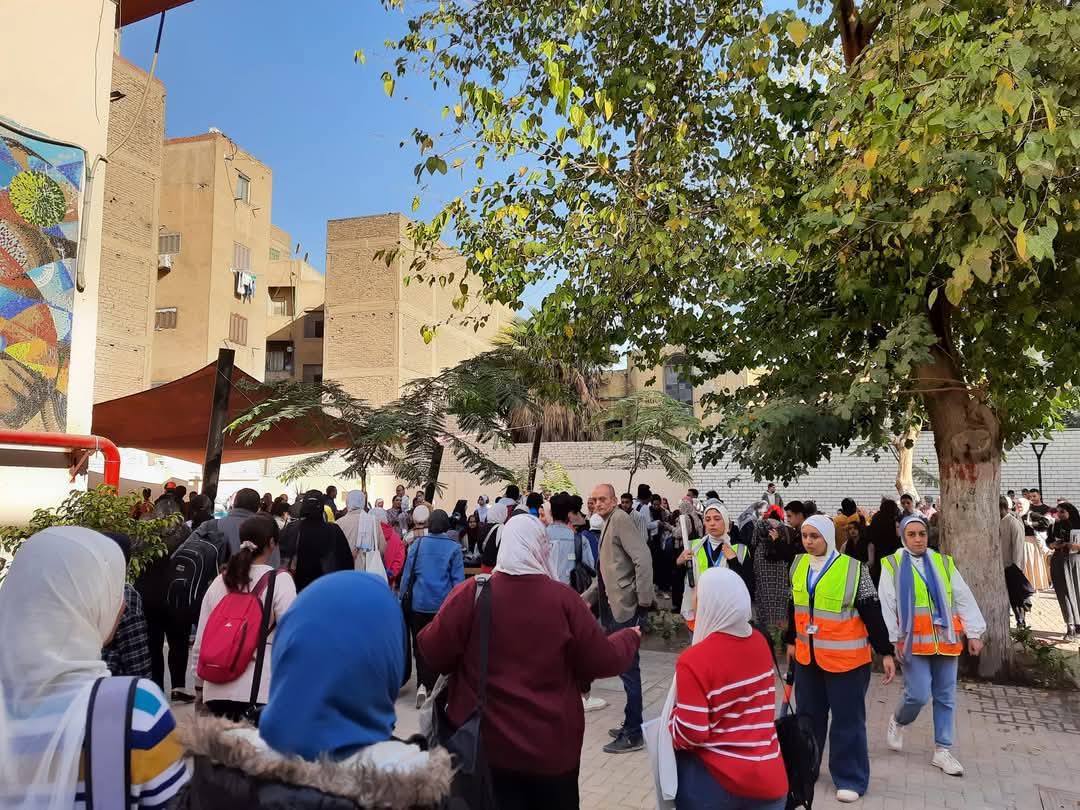 إخلاء كلية التربية النوعية جامعة عين شمس بمشاركة الدفاع المدنى