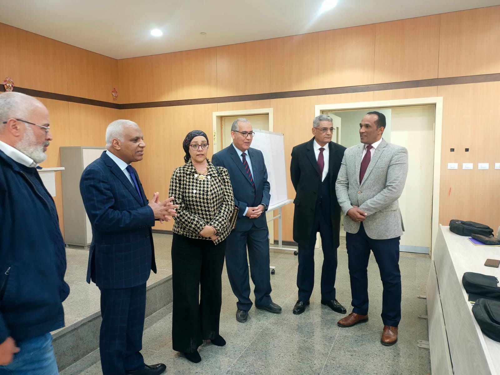 تعزيز التعاون بين جامعة أسيوط الأهلية ومعهد تكنولوجيا المعلومات