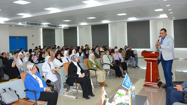 جامعة أسيوط تشارك في يوم تثقيفي صحي بجامعة بدر لتعزيز الوعي الصحي