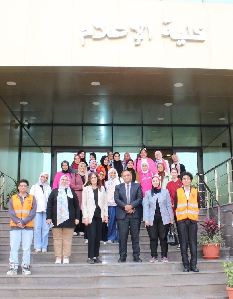 ندوة توعوية تحارب الإدمان بكلية الإعلام جامعة عين شمس 