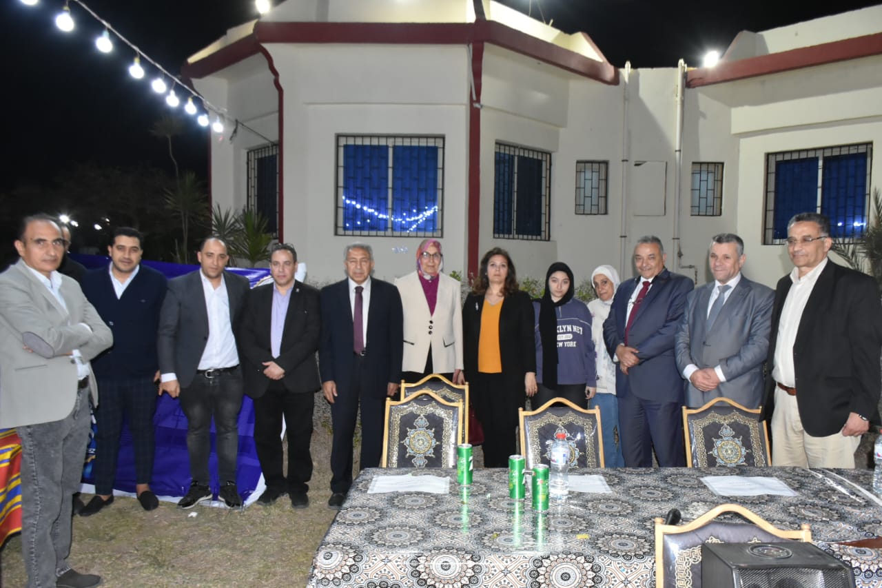 رئيس جامعة السادات تشارك أسرة الجامعة الإفطار الرمضاني الجماعي