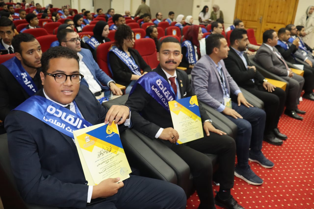 معهد إعداد القادة يواصل ملتقى إدراك بحوارات ملهمة وجولات تثقيفية