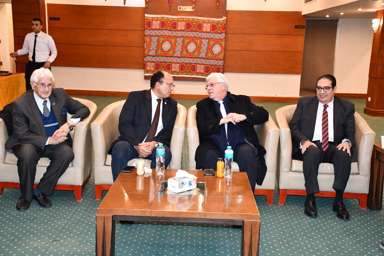 جامعة حلوان تجمع القادة في سحور رمضاني حافل بحضور وزير التعليم العالي