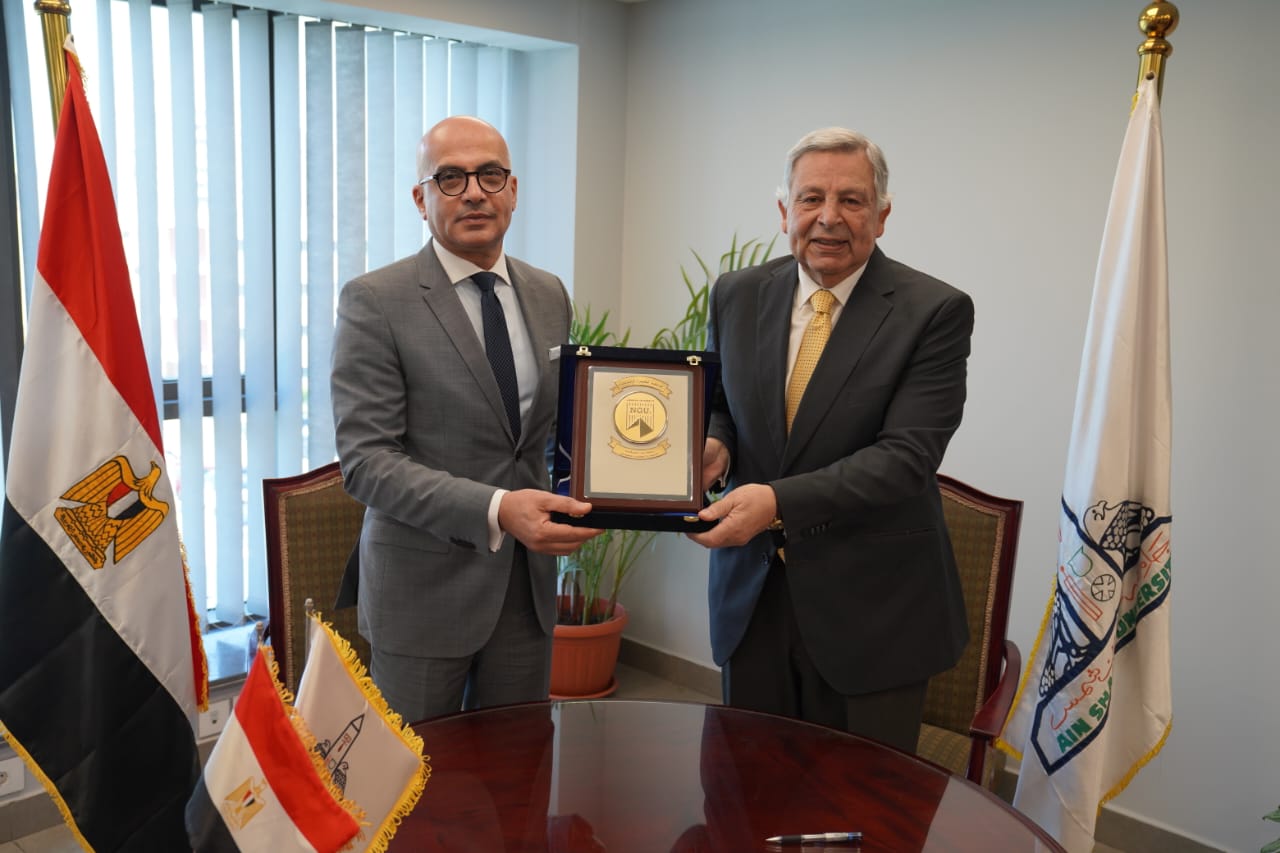 اتفاقية تعاون أكاديمي بين جامعة عين شمس وجامعة الجيزة الجديدة