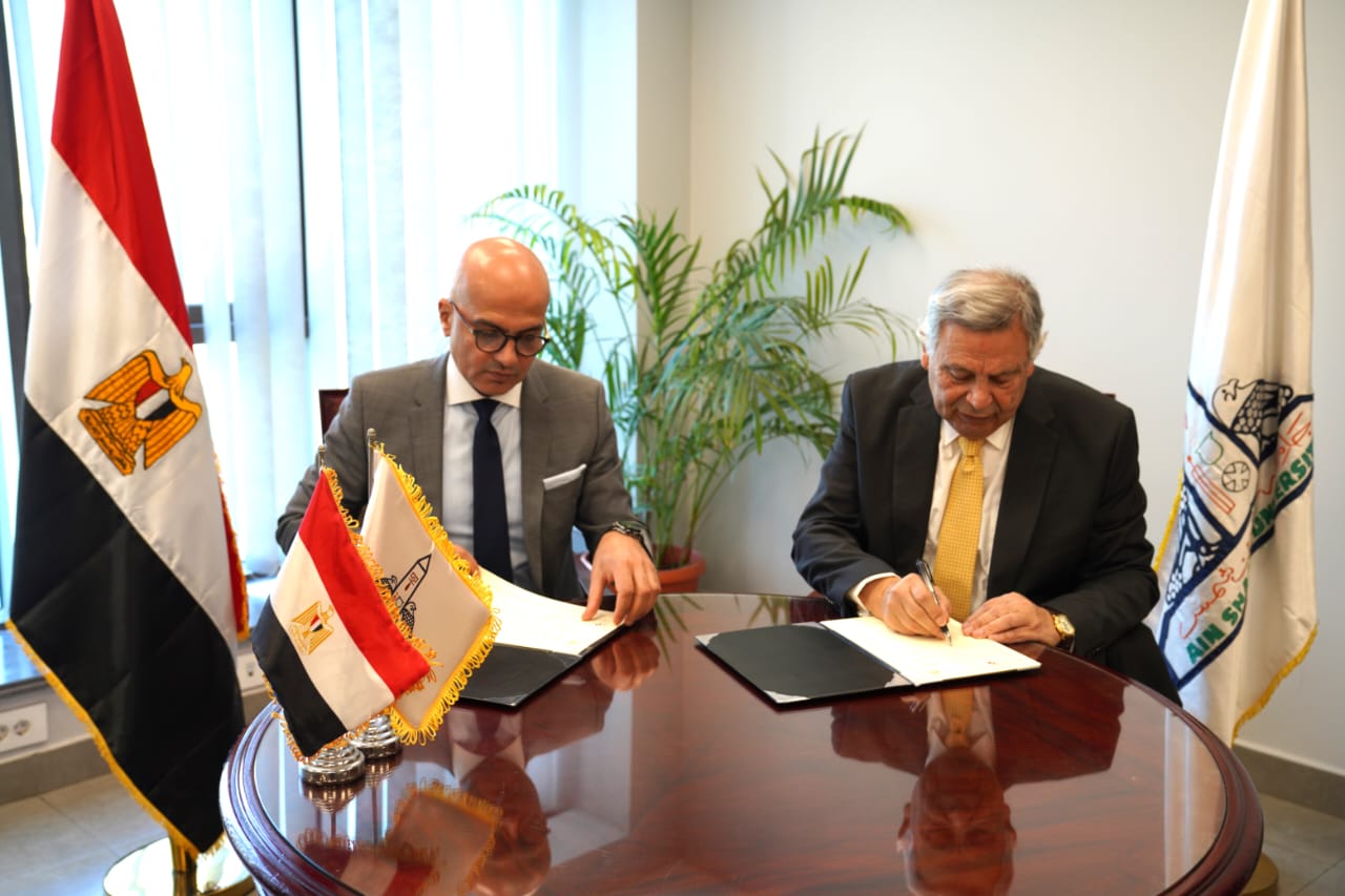 اتفاقية تعاون أكاديمي بين جامعة عين شمس وجامعة الجيزة الجديدة