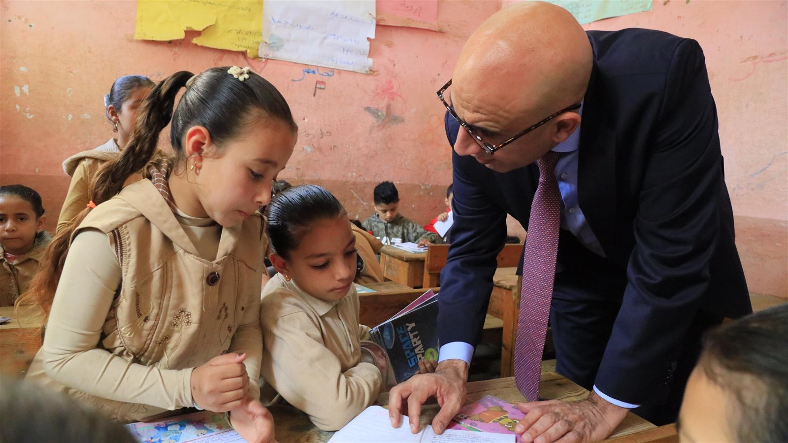 وزير التربية والتعليم في جولة مفاجئة بمدارس المنوفية