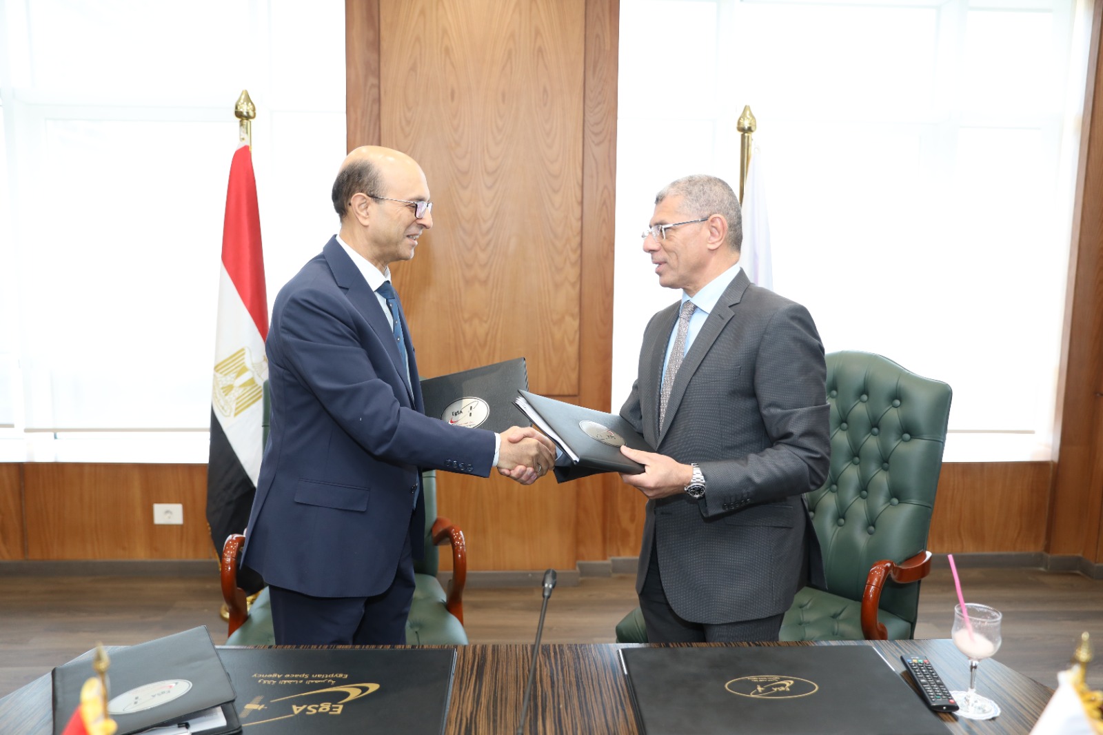 جامعة أسيوط توقع 3 اتفاقيات مع وكالة الفضاء المصرية