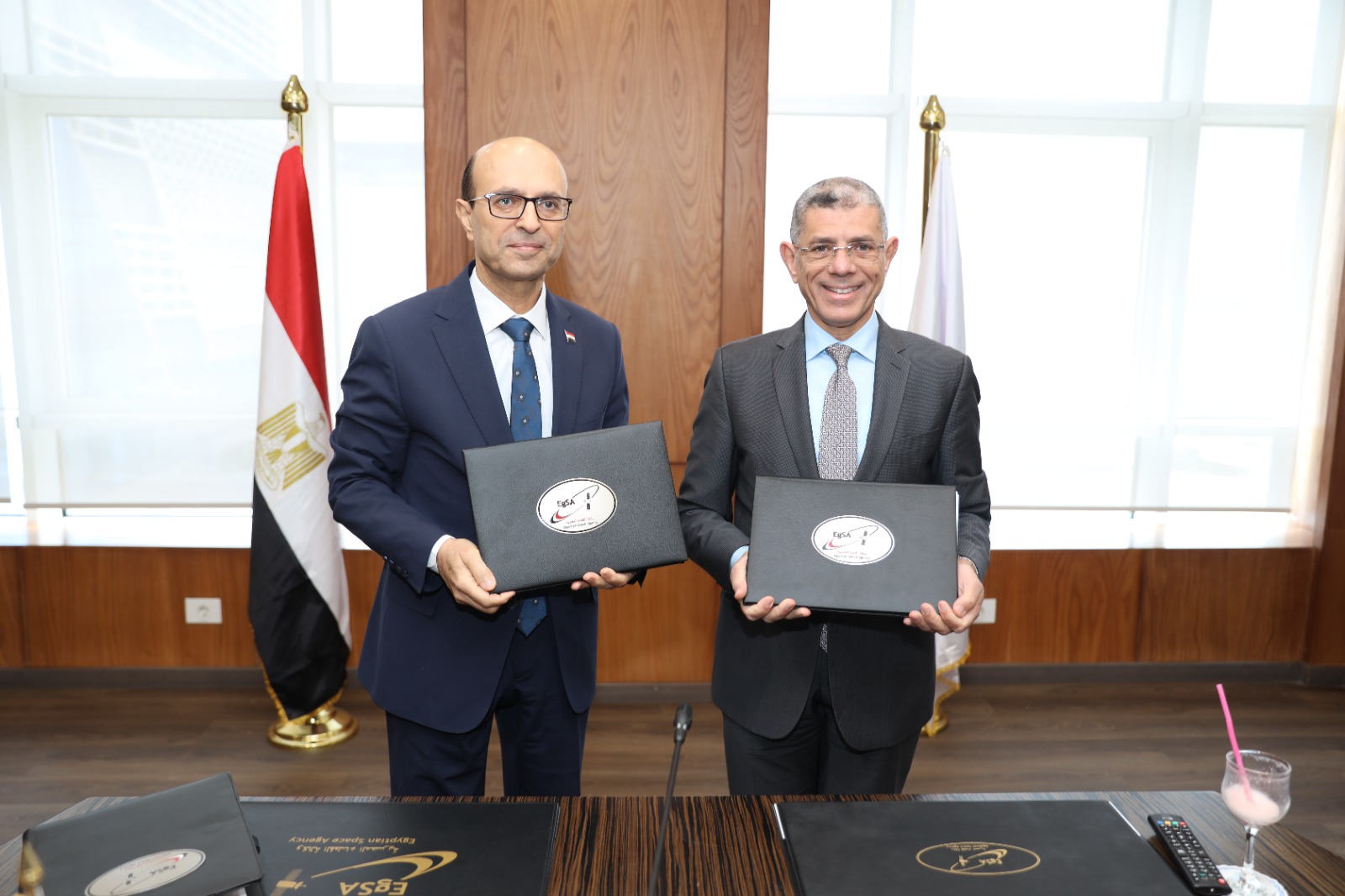 جامعة أسيوط توقع 3 اتفاقيات مع وكالة الفضاء المصرية