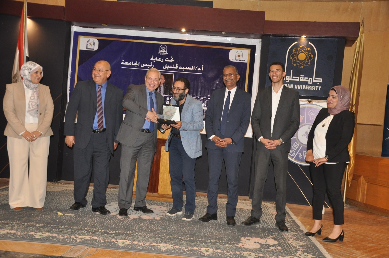 حفل ختام ماراثون عباقرة جامعة حلوان