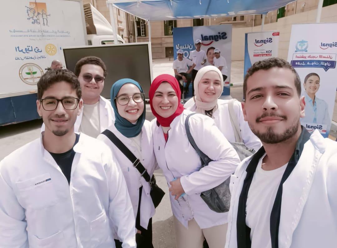 جامعة القاهرة تُنظم حملة توعوية لصحة الفم والأسنان