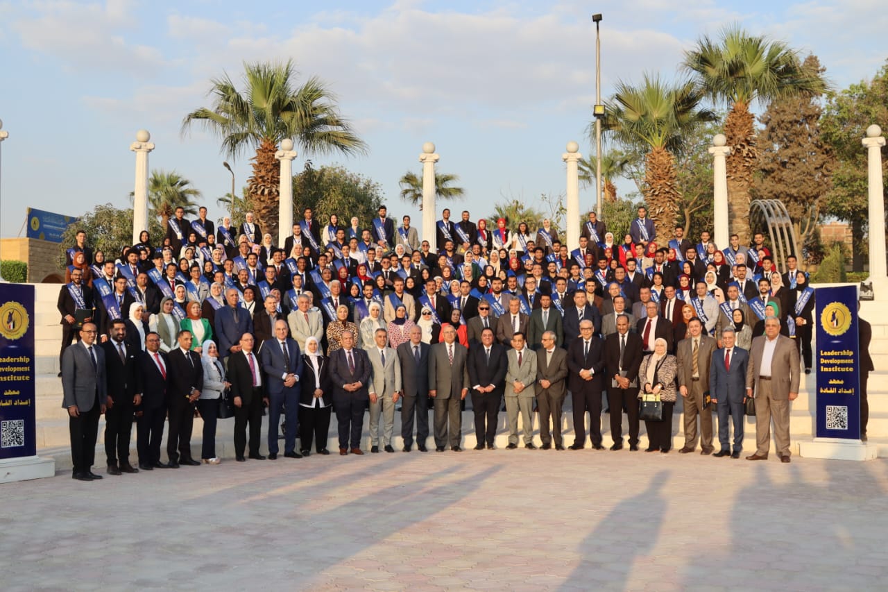 شباب الابتكار يقودون التغيير من معهد إعداد القادة