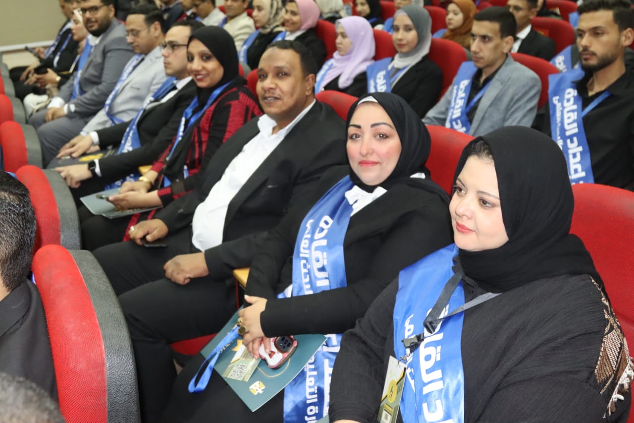 شباب الابتكار يقودون التغيير من معهد إعداد القادة