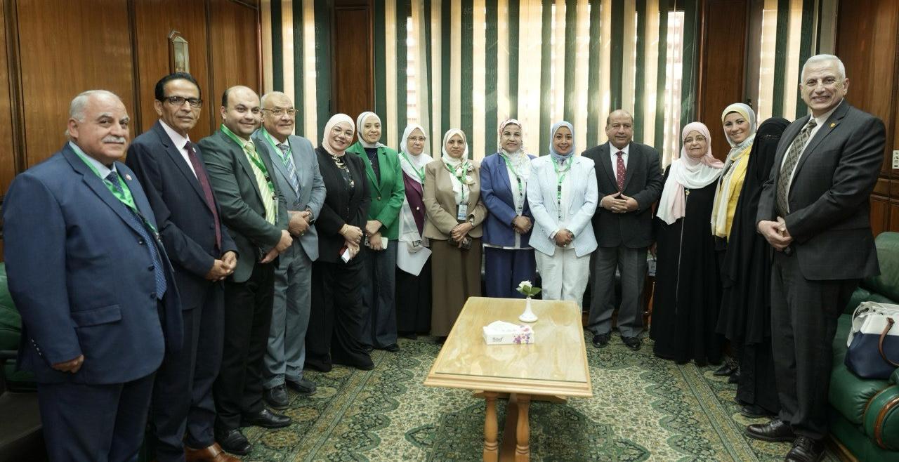 مؤتمر جامعة القاهرة الدولي حول استخدامات الذكاء الاصطناعي فى العلاج الطبيعي