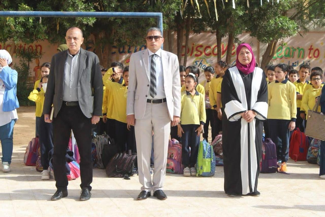 انضباط وتطوير شامل بالمدارس خلال جولة مدير تعليم الجيزة