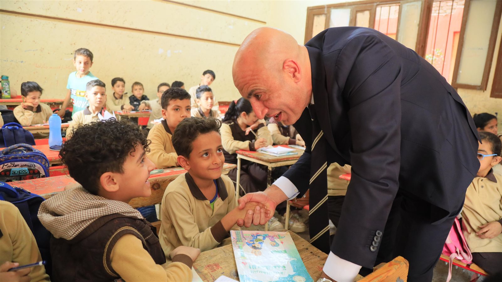 وزير التعليم يتفقد مدارس الشرقية