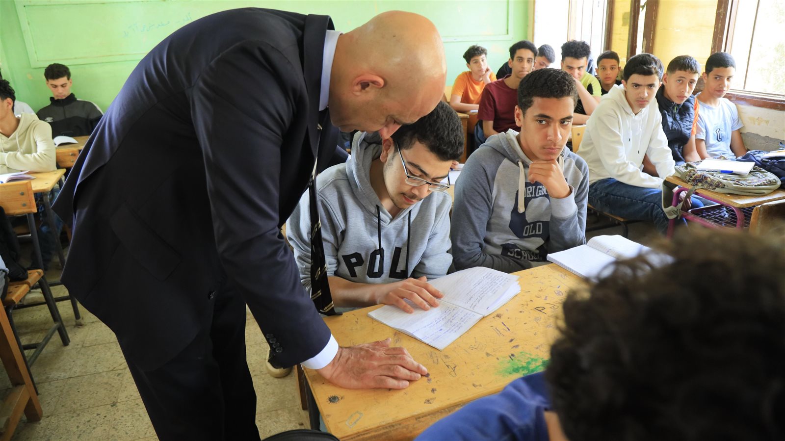 وزير التعليم يشيد بطلاب مدارس الشرقية ويوجه نحو علوم الحاسب