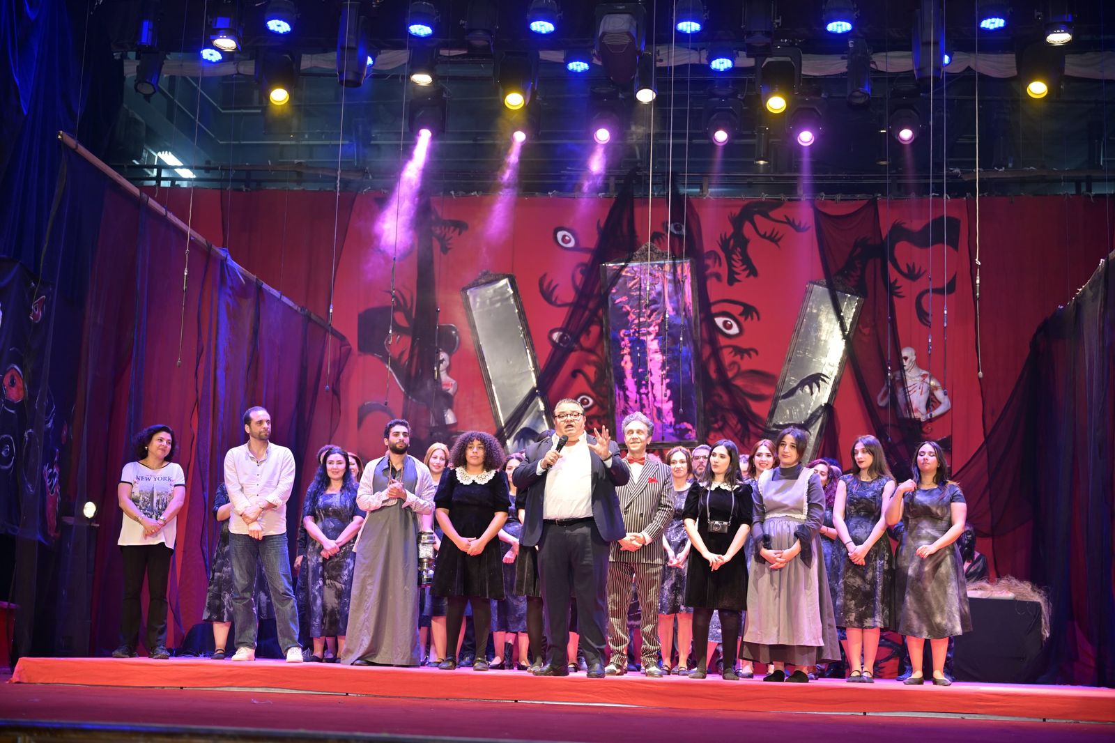 حاجة تخوّف تبهر الحضور في جامعة القاهرة بمشاركة نحو 1500 طالب وطالبة